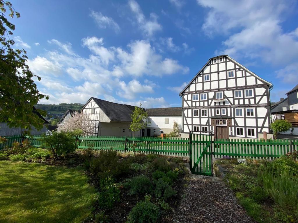 Hof Hallenberg Exterior foto